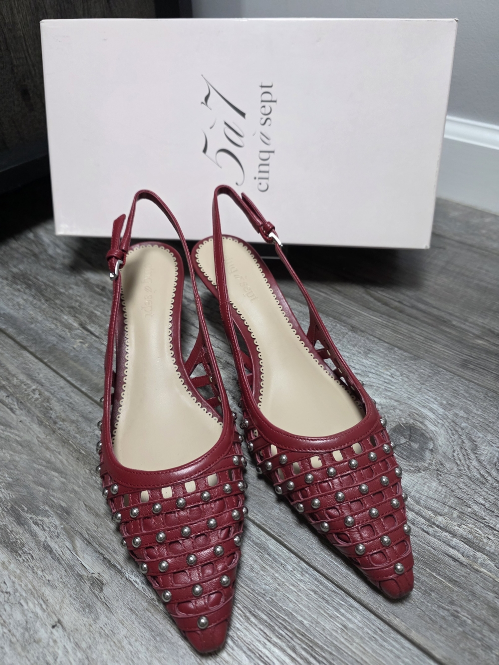 cinq a sept Women's Rena Cage Studded Slingback Pumps Sz 7.5 *NWB